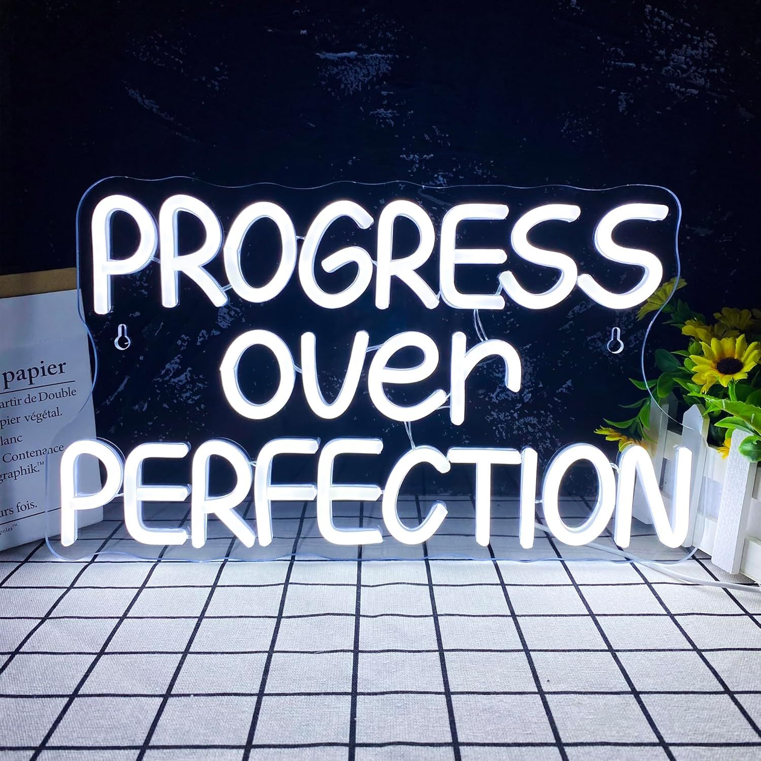 Progress Over Perfection LED N - Home Gym Neon Sign 评论和价格